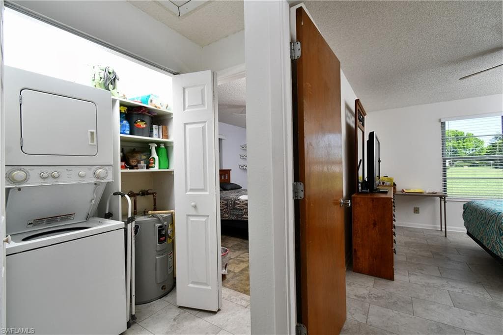 26 Pinewood BLVD-14