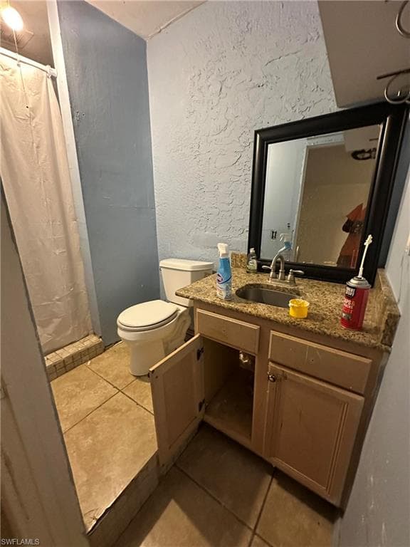 5640 4th AVE-4
