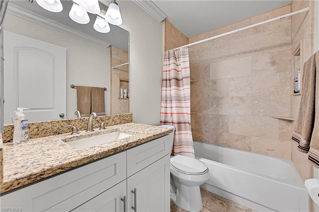 131 SW 47th TER 201-28