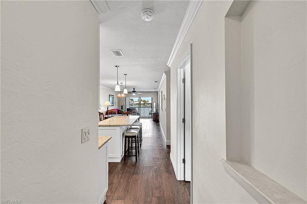 131 SW 47th TER 201-11