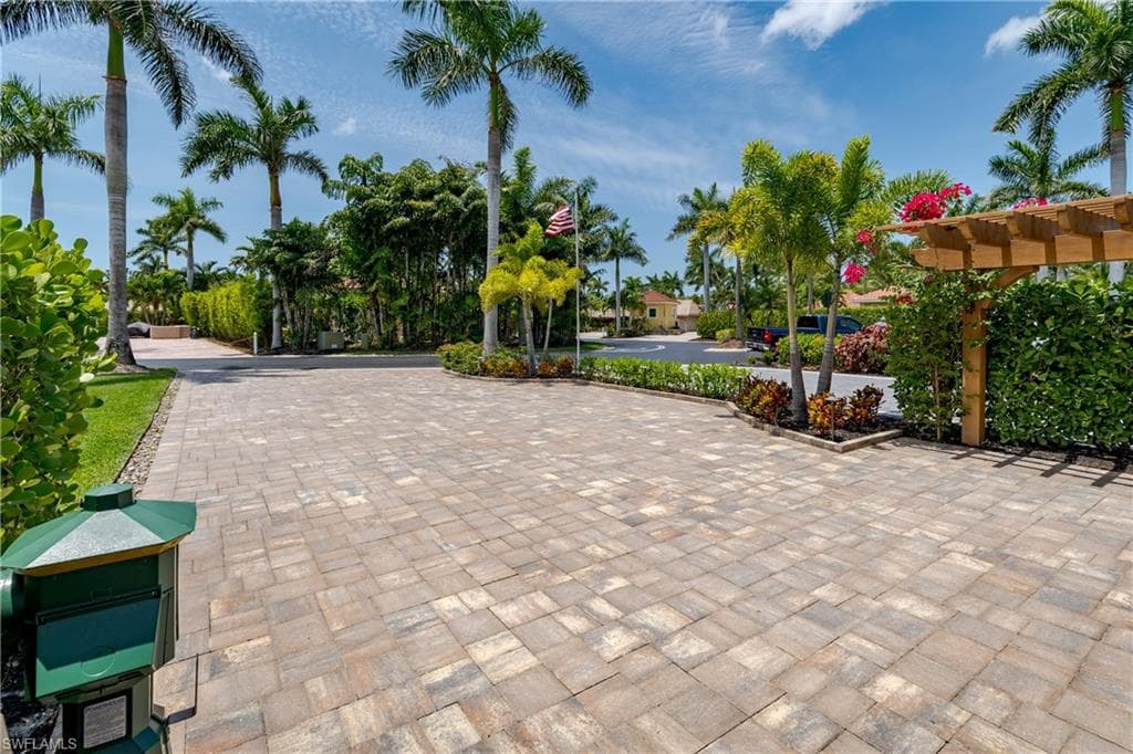 13615 Snook CIR-27