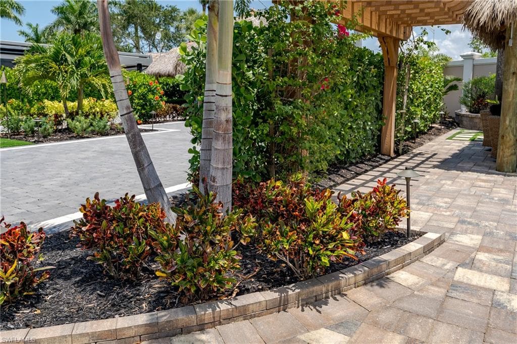 13615 Snook CIR-16