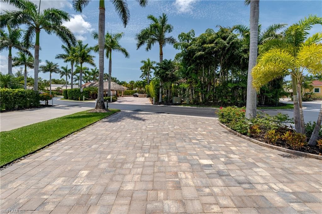 13615 Snook CIR-22