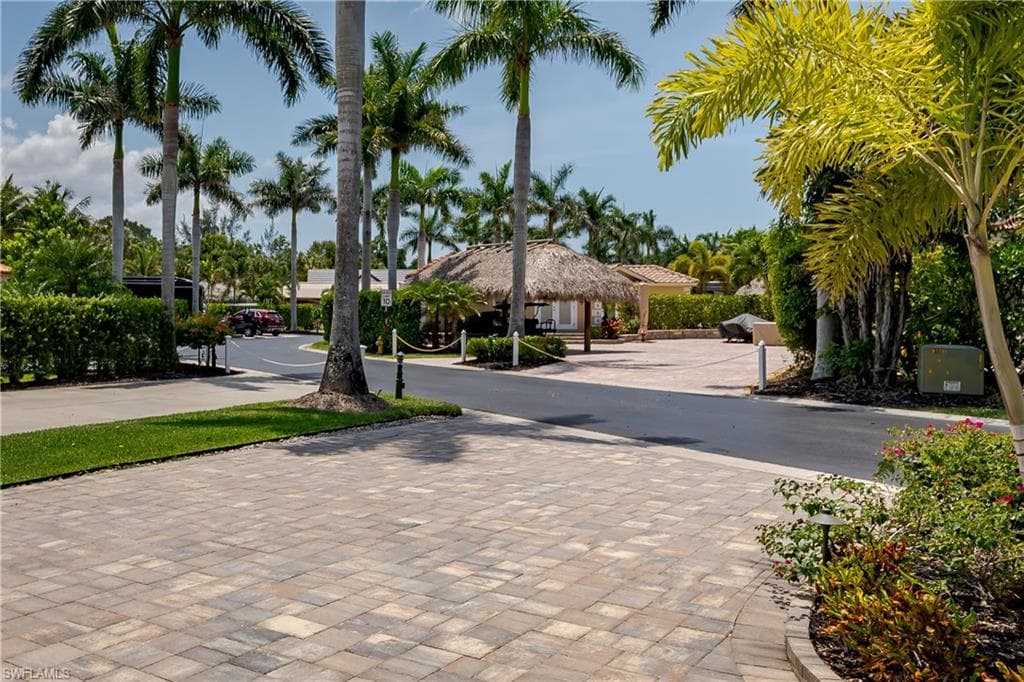 13615 Snook CIR-32