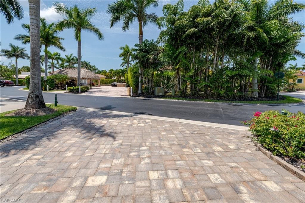13615 Snook CIR-25
