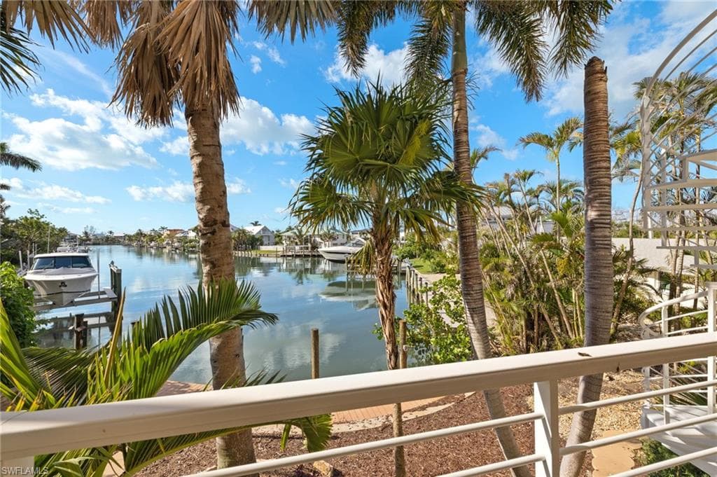 1581 San Carlos Bay DR-20