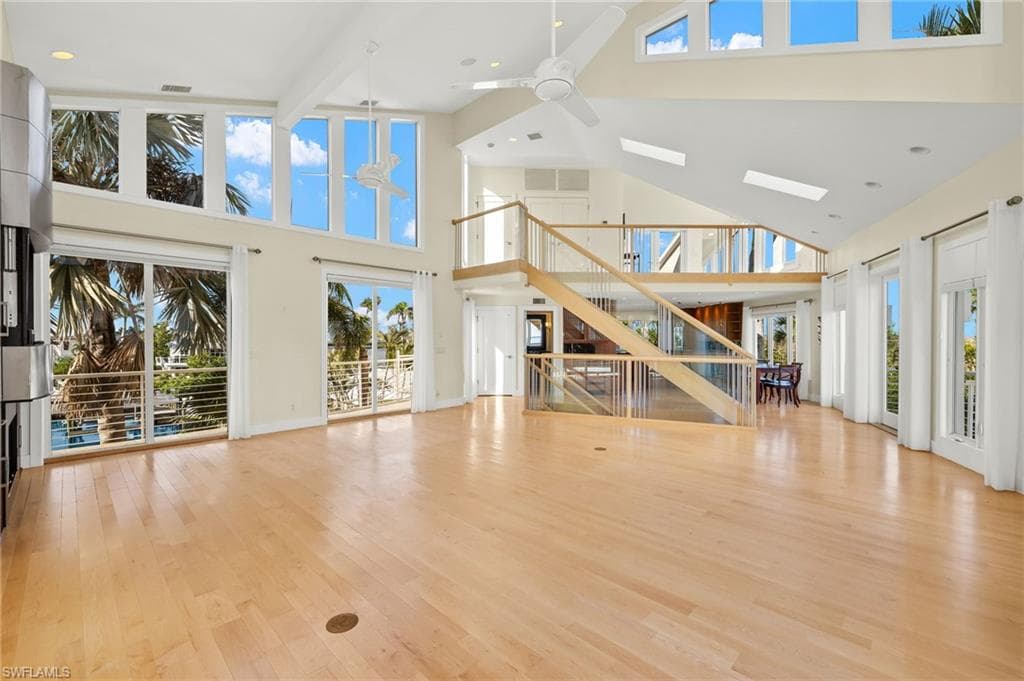 1581 San Carlos Bay DR-15