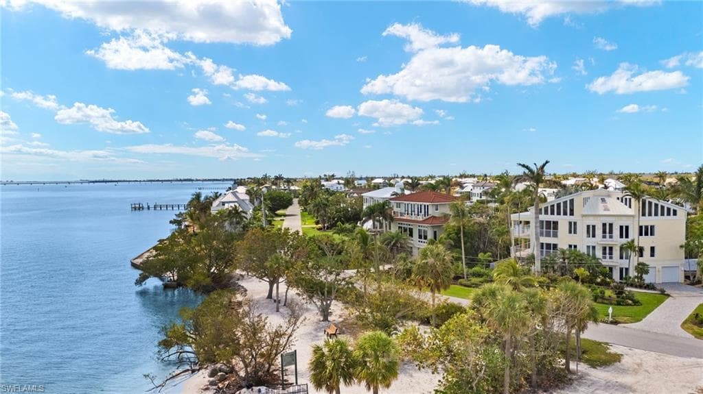 1581 San Carlos Bay DR-48