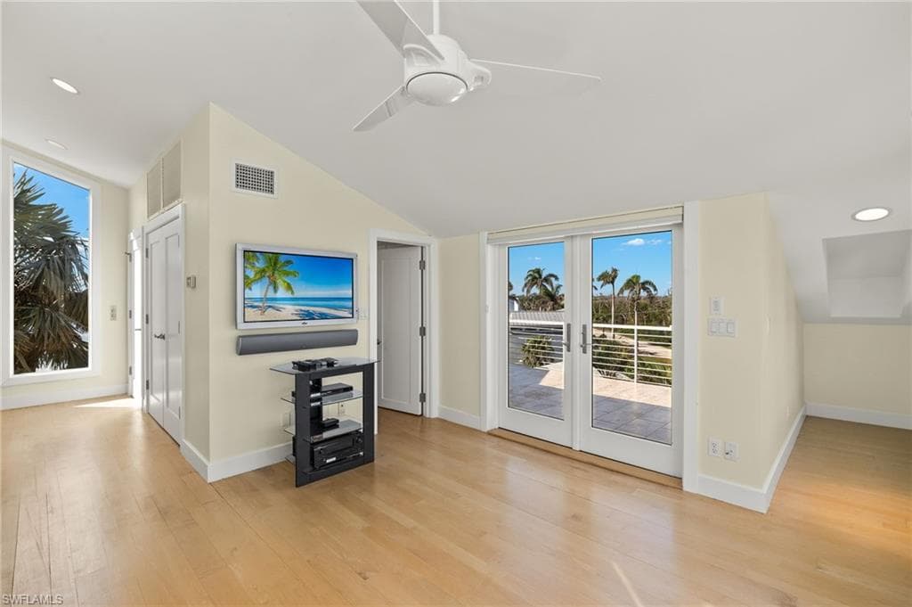 1581 San Carlos Bay DR-35