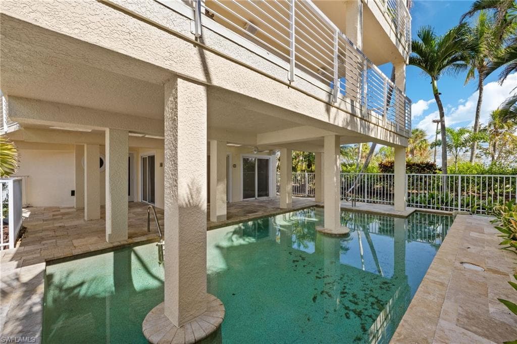 1581 San Carlos Bay DR-39
