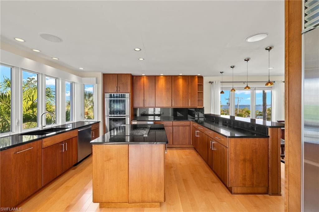 1581 San Carlos Bay DR-4