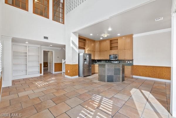 819 James ST-5