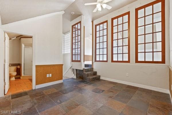 819 James ST-11