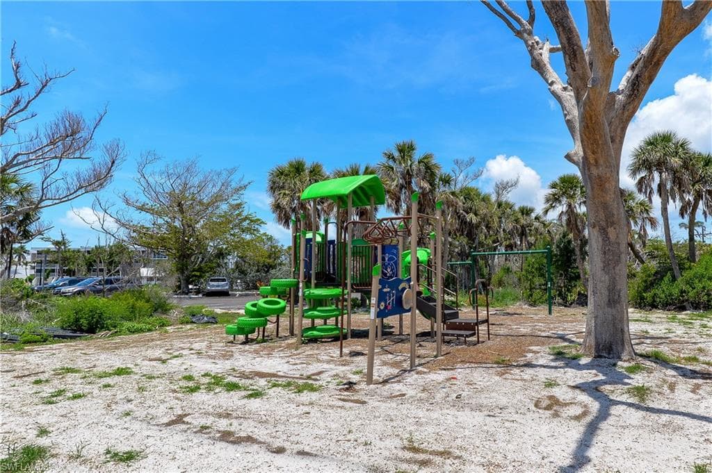 2255 W Gulf DR 140-21