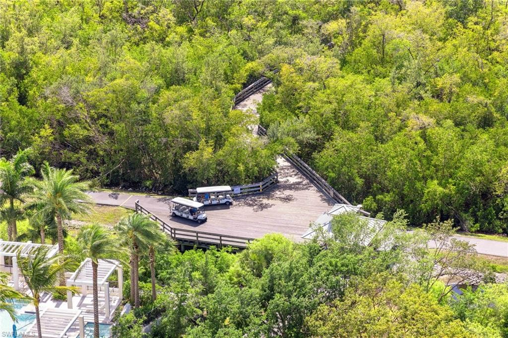 707 Buttonbush LN-24