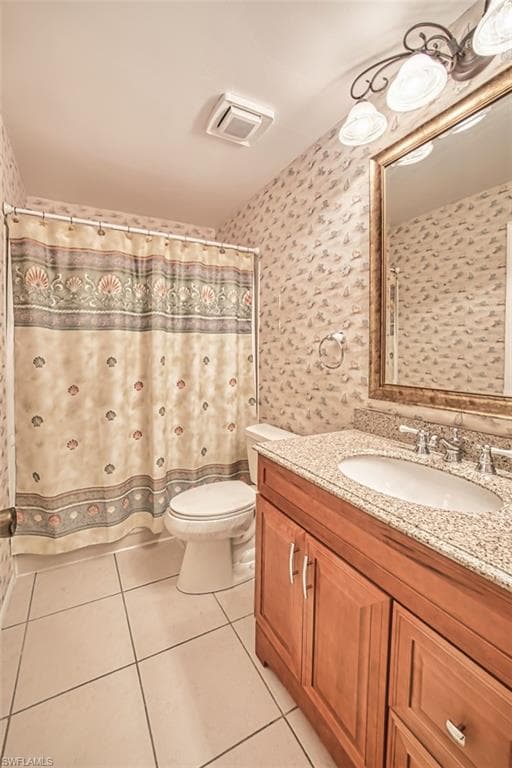 8061 S Woods CIR 4-17