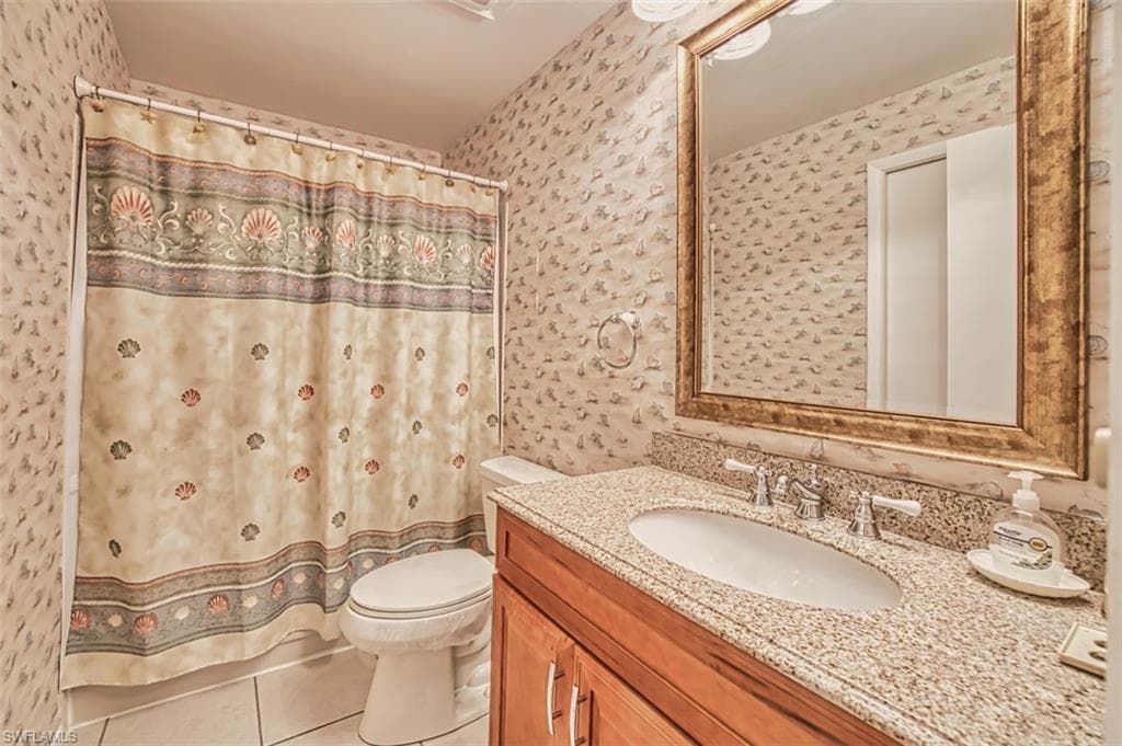 8061 S Woods CIR 4-26