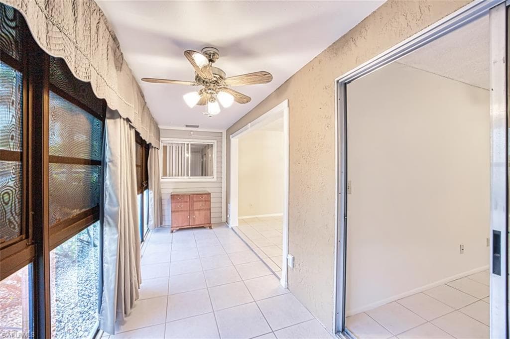 8061 S Woods CIR 4-29