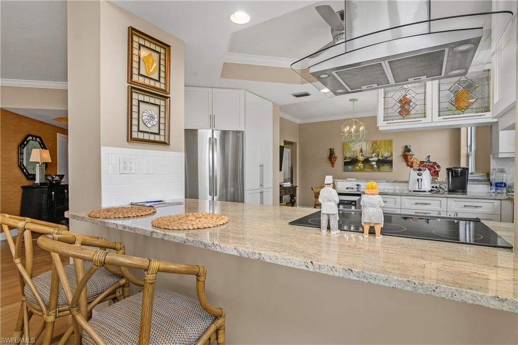 430 Cove Tower DR 501-12
