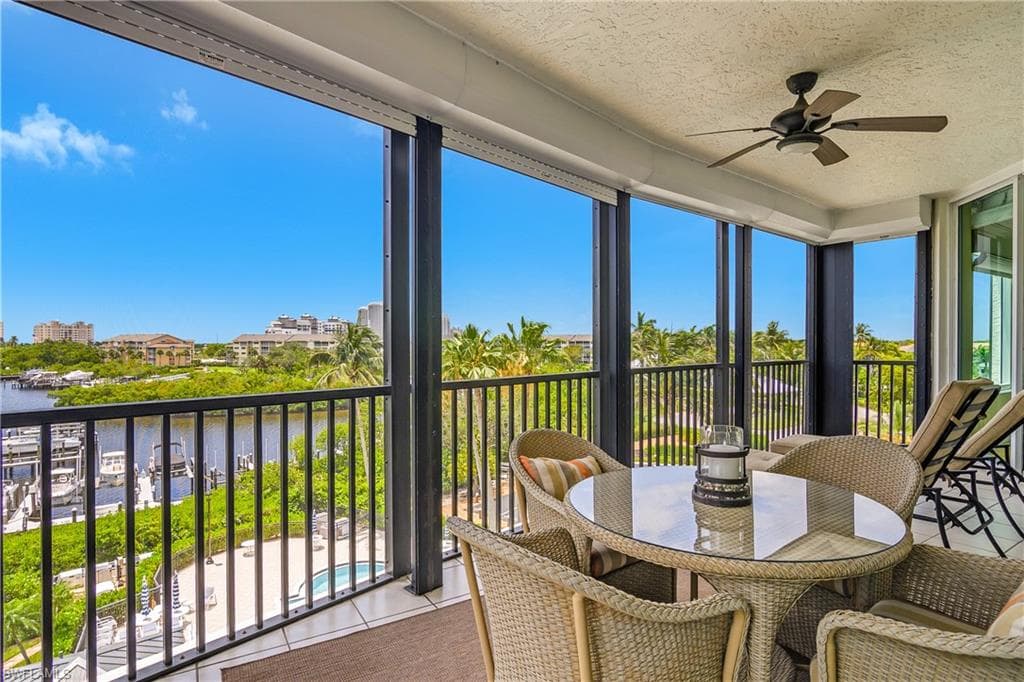 430 Cove Tower DR 501-28
