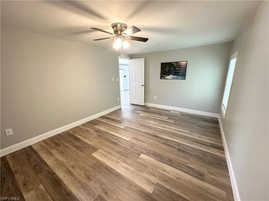 16091 Siesta DR-13