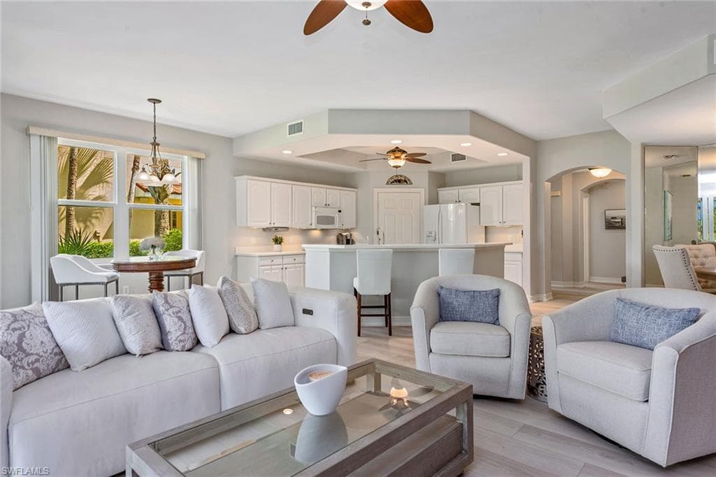 1263 Rialto WAY 102-6