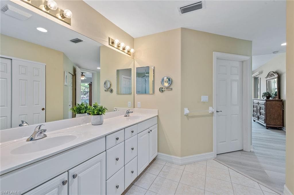 1263 Rialto WAY 102-13