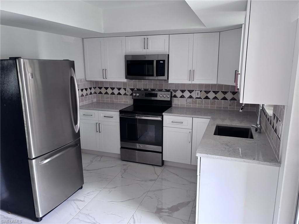 339 Joel BLVD 221-10