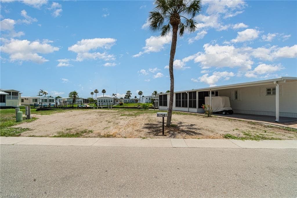 17561 Stevens BLVD-1