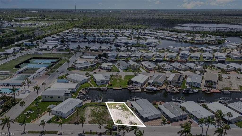 17561 Stevens BLVD-9