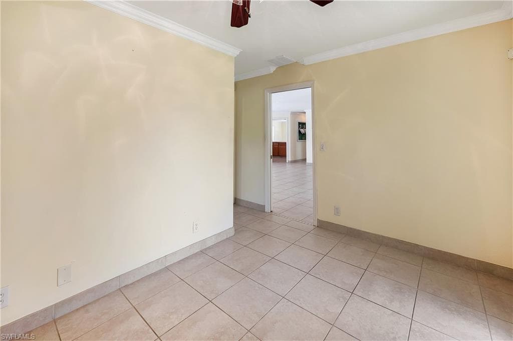 639 Pompano DR-16