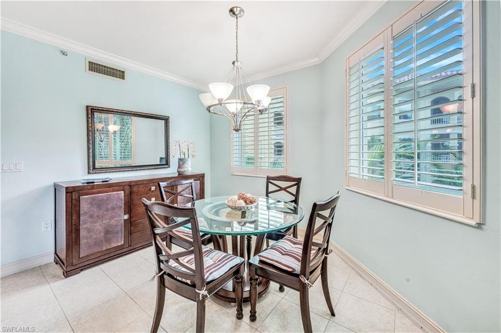 2748 Tiburon BLVD E C-301-17