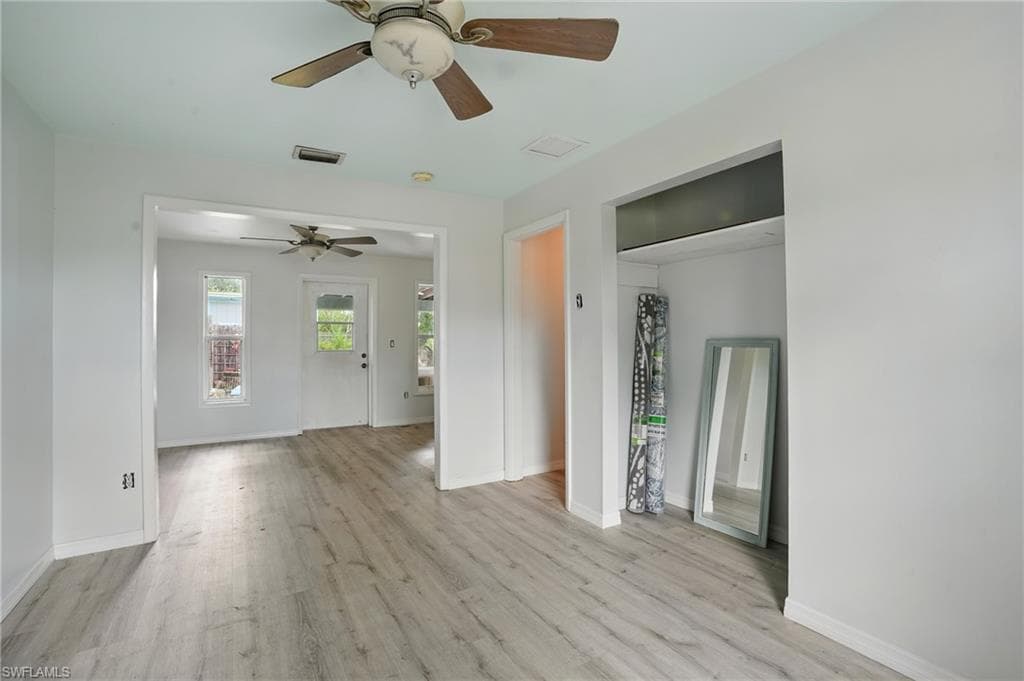 4011 Coconut CIR S-23