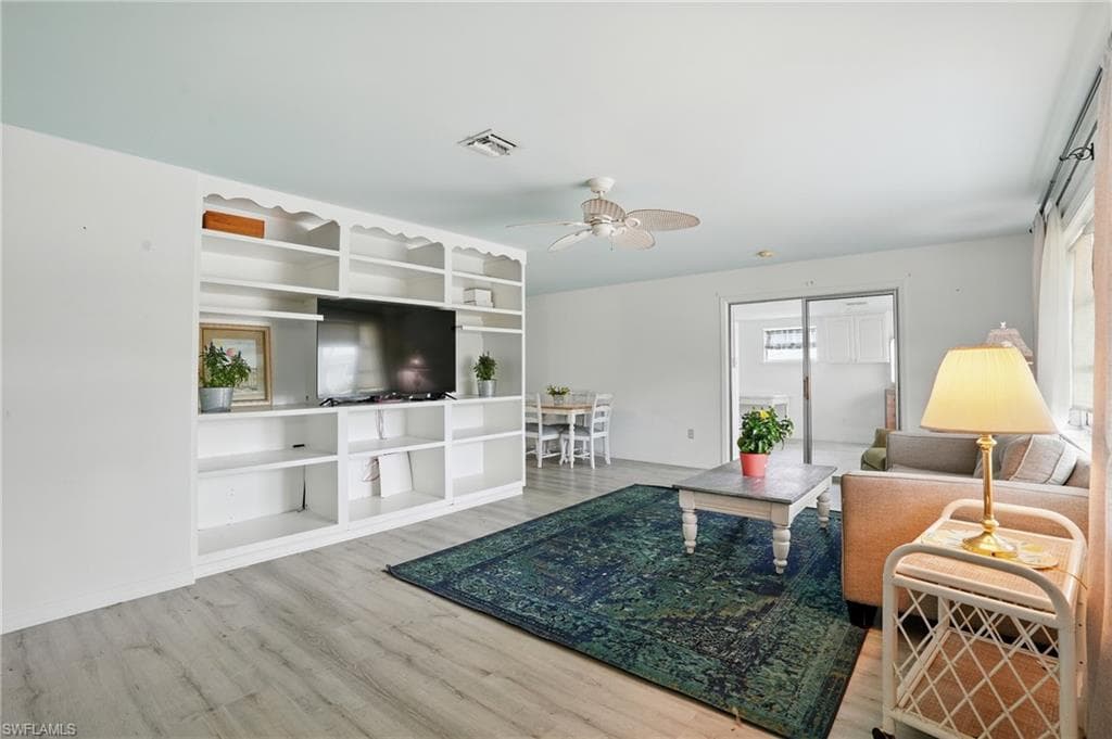 4011 Coconut CIR S-5