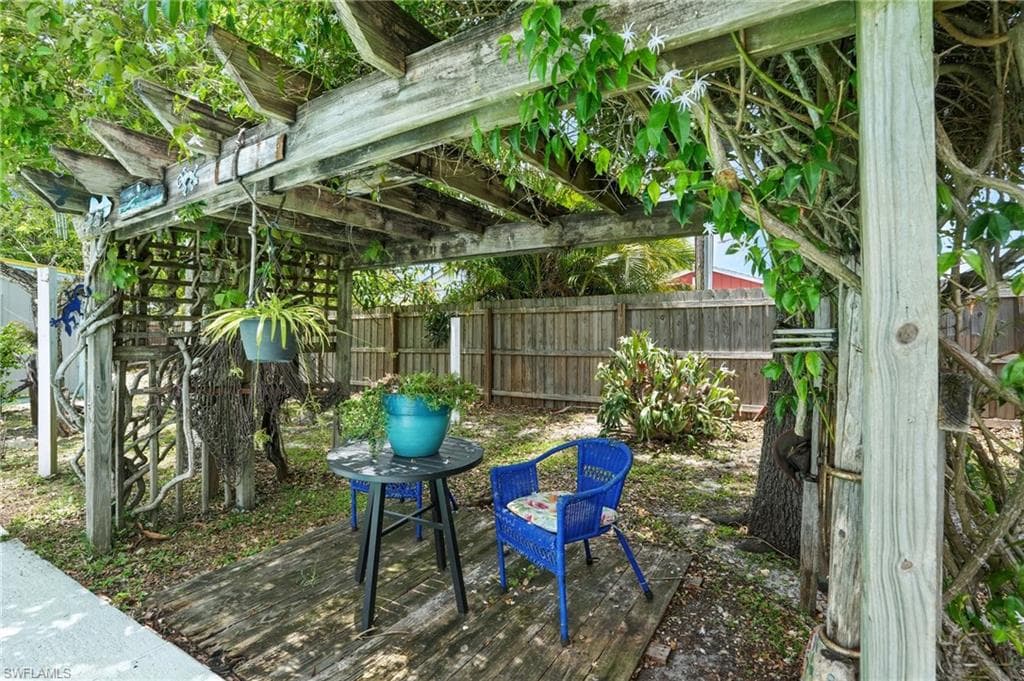 4011 Coconut CIR S-31
