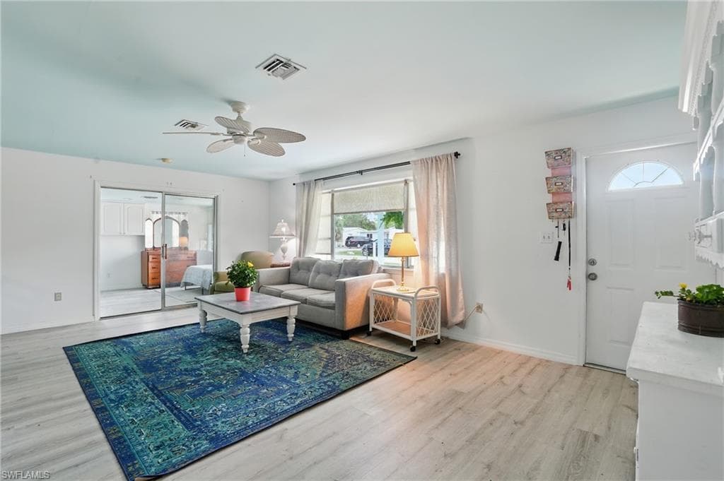4011 Coconut CIR S-4