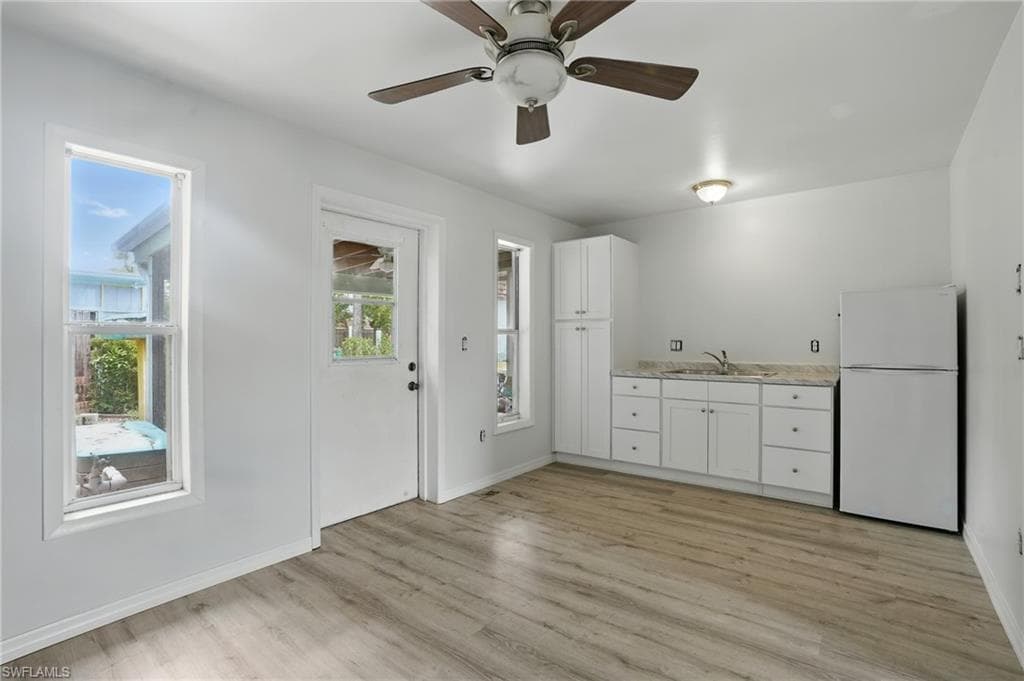 4011 Coconut CIR S-21