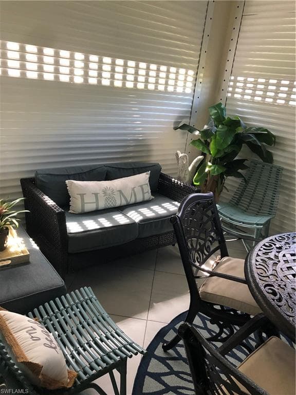 11021 Gulf Reflections DR 101-27