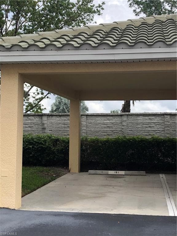 11021 Gulf Reflections DR 101-28
