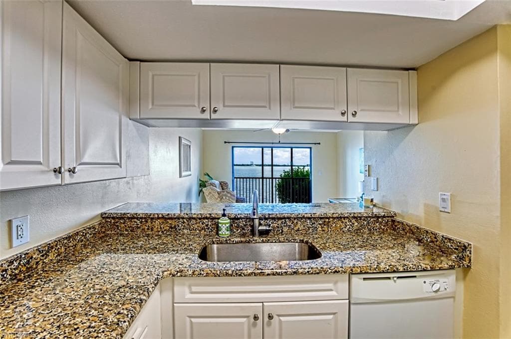 1900 Virginia AVE 102-23