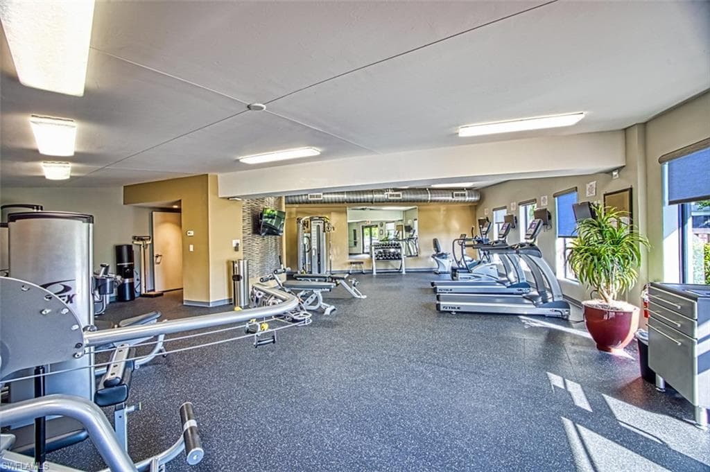 1900 Virginia AVE 102-36