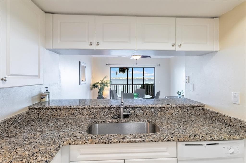 1900 Virginia AVE 102-24