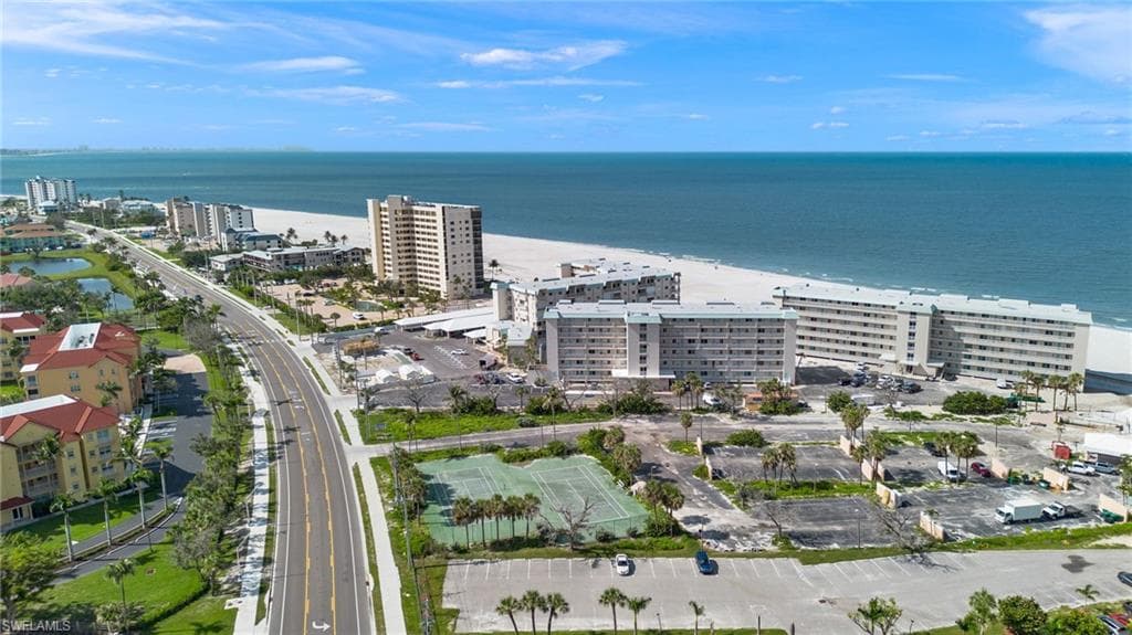 7400 Estero BLVD 629-26