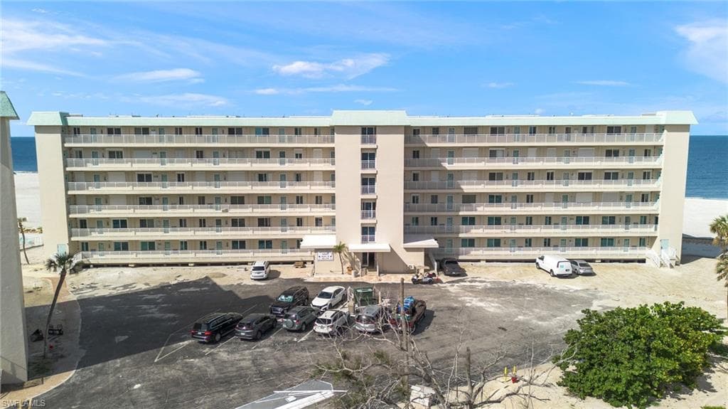 7400 Estero BLVD 629-28