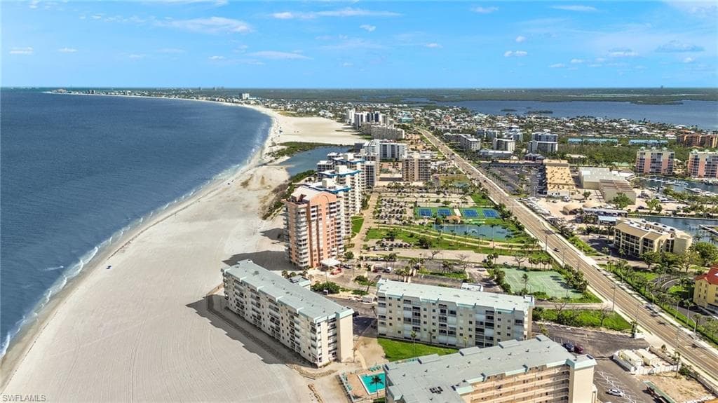7400 Estero BLVD 629-24