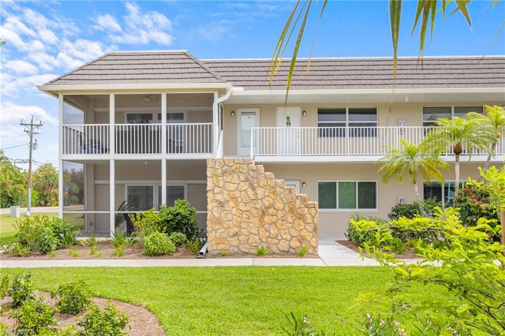 601 Periwinkle WAY D1-25