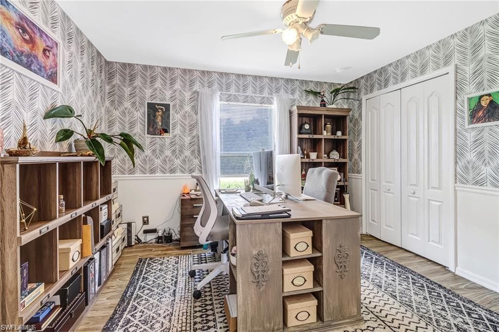 6104 Holt CT-12