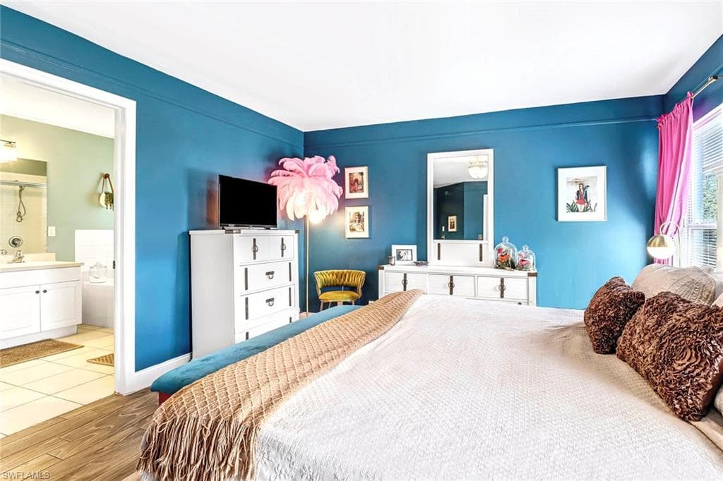 6104 Holt CT-9