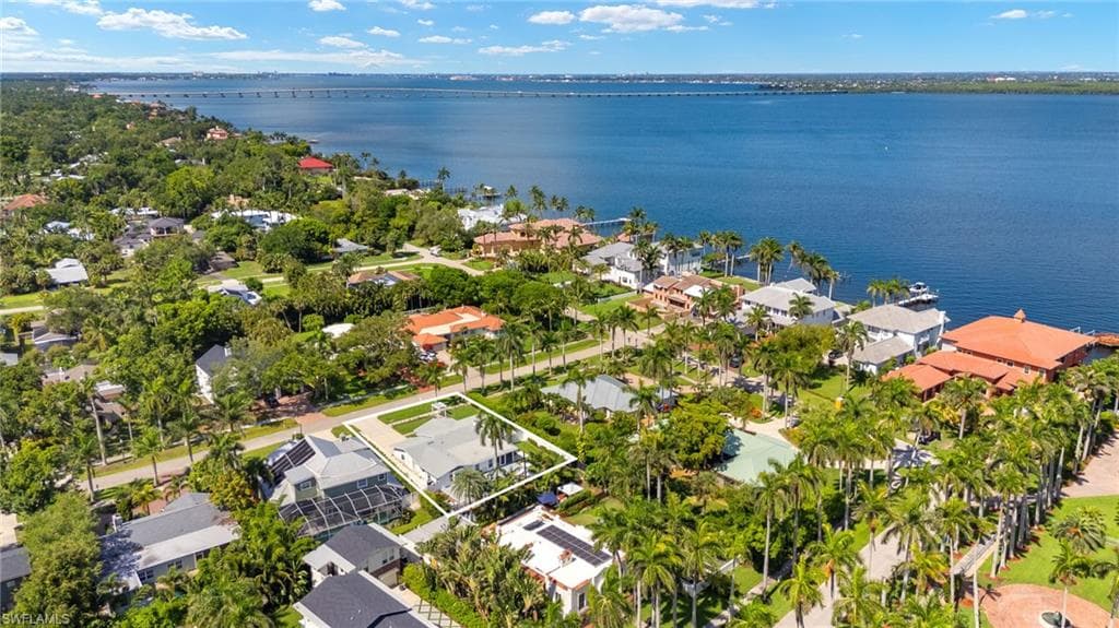 1219 Osceola DR-44