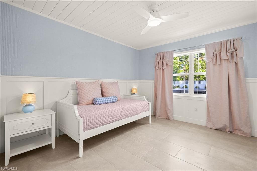 1219 Osceola DR-25